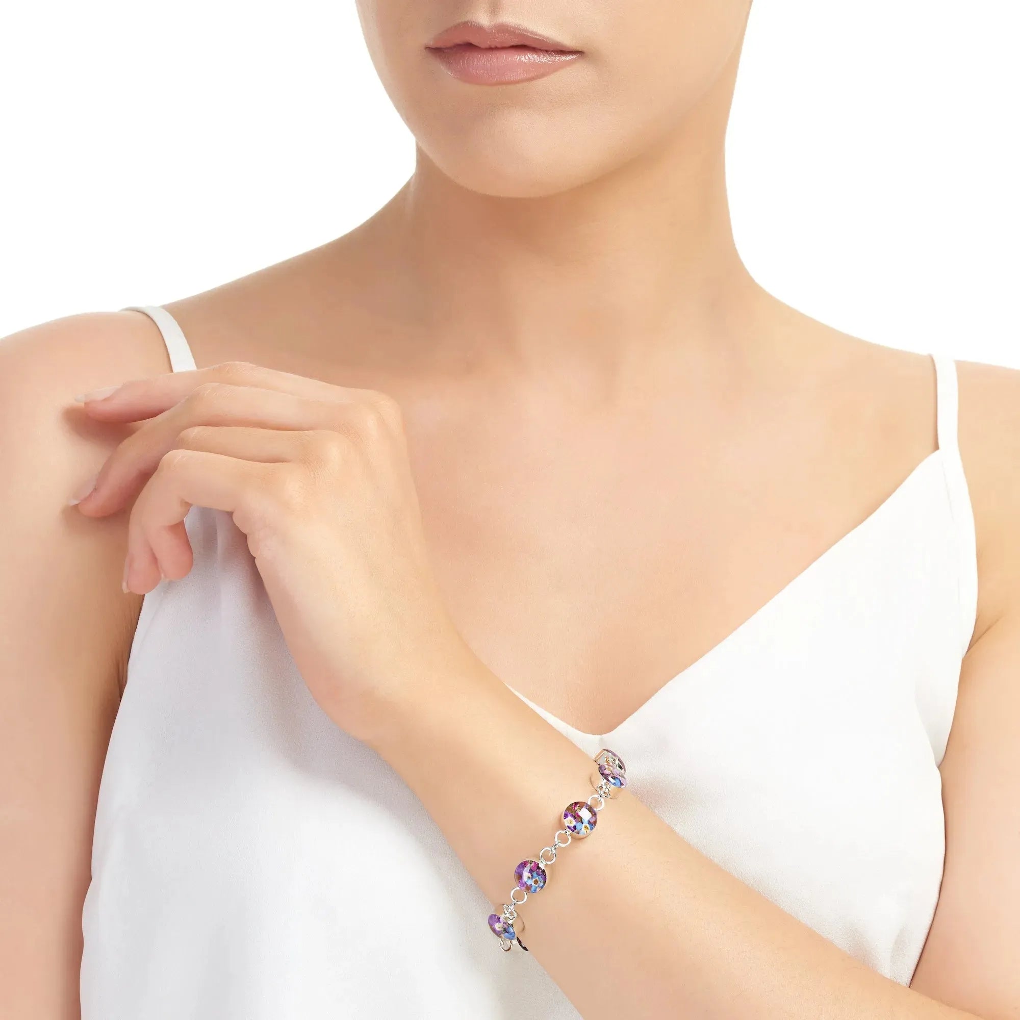 Srebrna bransoletka z prawdziwymi kwiatami | Bransoletka z wieloma kwiatami marki Shrieking Violet®