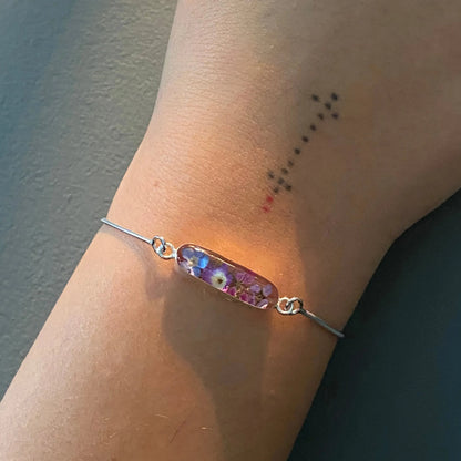 Pulsera de serpiente antideslustre de plata de ley con dije de flor - Purple Haze -Oval